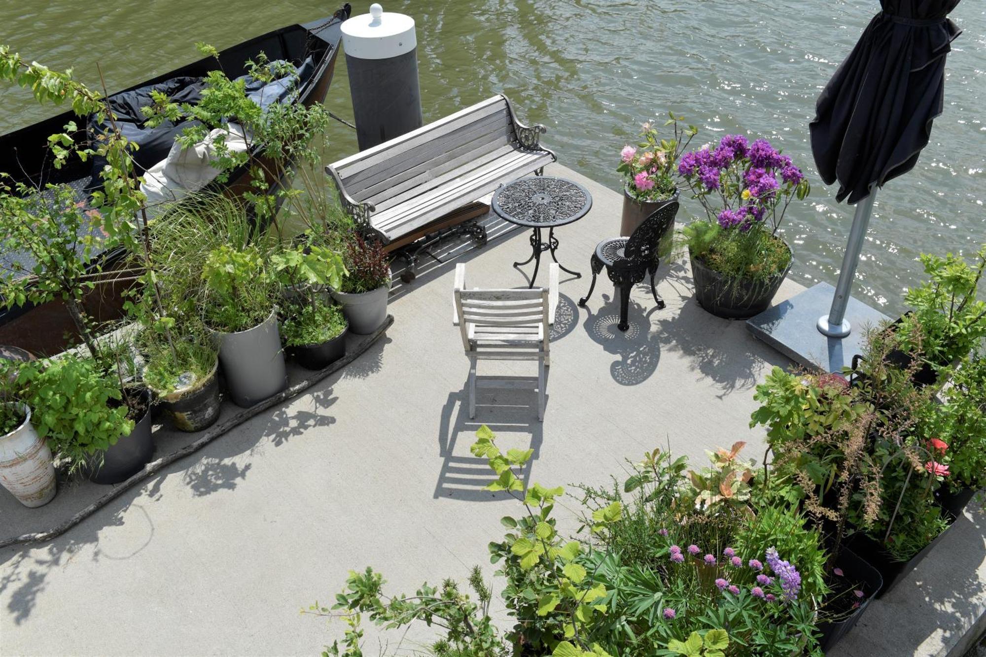 Wheelhouse Euphrate Houseboat Panzió Diemerbrug Kültér fotó